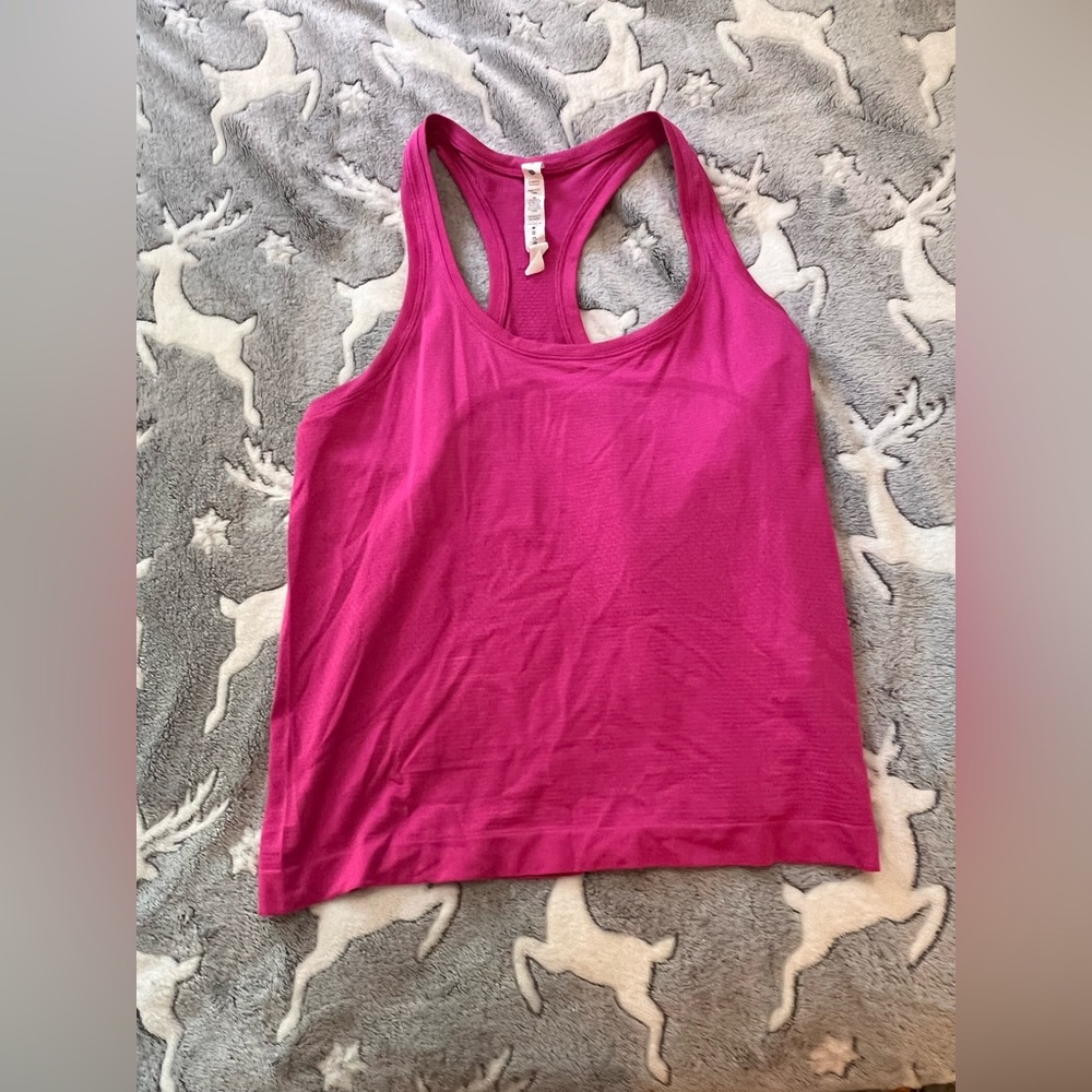 Swiftly Tech Racerback Tank
Top 2.0 *Race Length